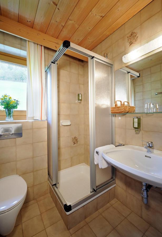 Naturhotel Alpenrose Millstatt Exterior photo